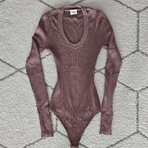 Abercrombie XS Women's Mauve Scoop Neck Long Sleeve Sweater Bodysuit